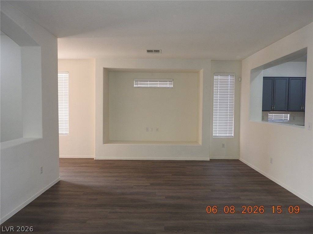5318 Spring Canyon Street — photo 4