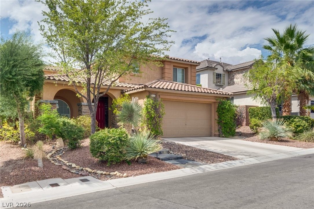 11425 Via Spiga Drive — photo 3