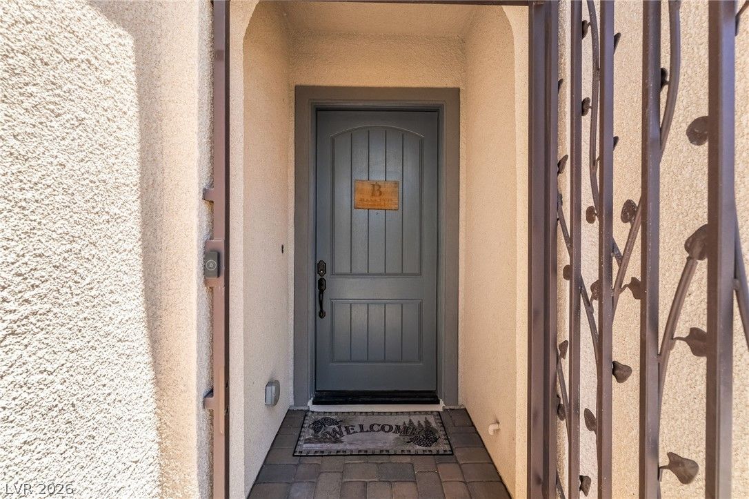 330 Meadow Brush Place — photo 3