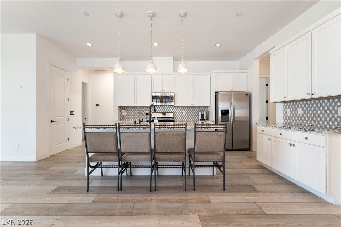 330 Meadow Brush Place — photo 5
