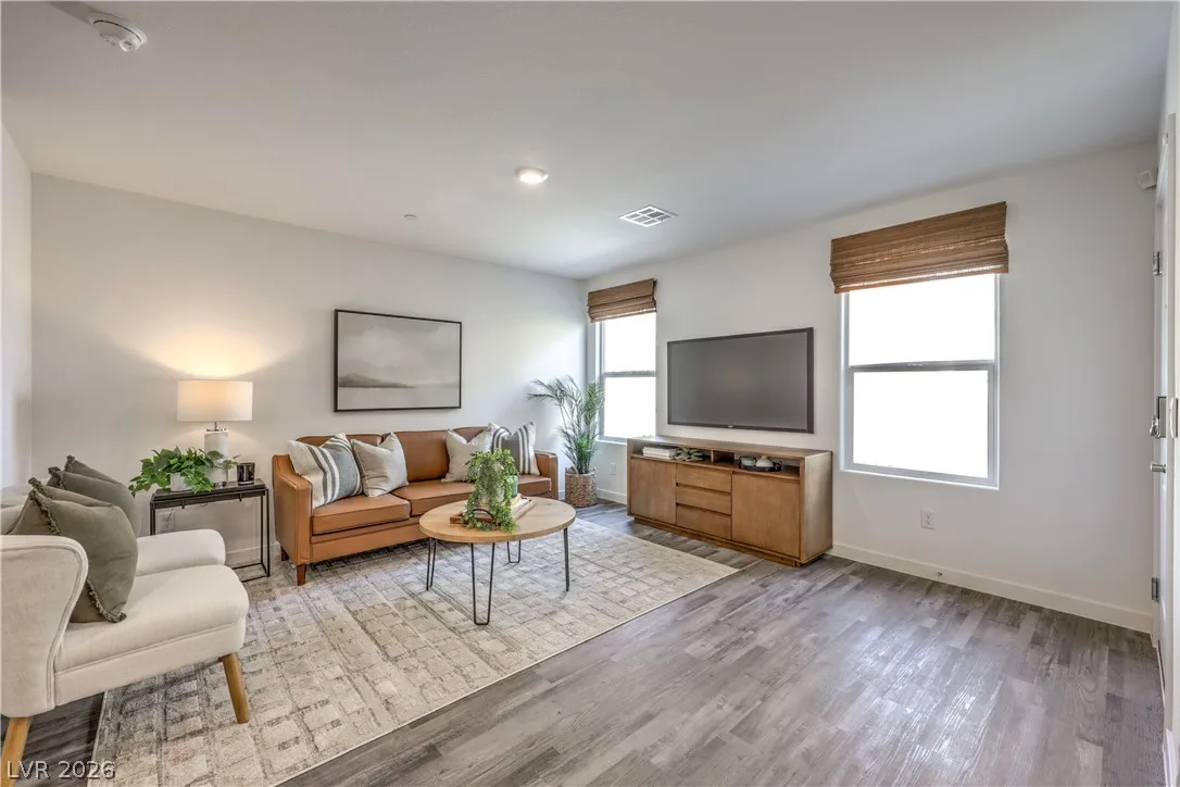 9835 Maple Pass Avenue — photo 5 of 30