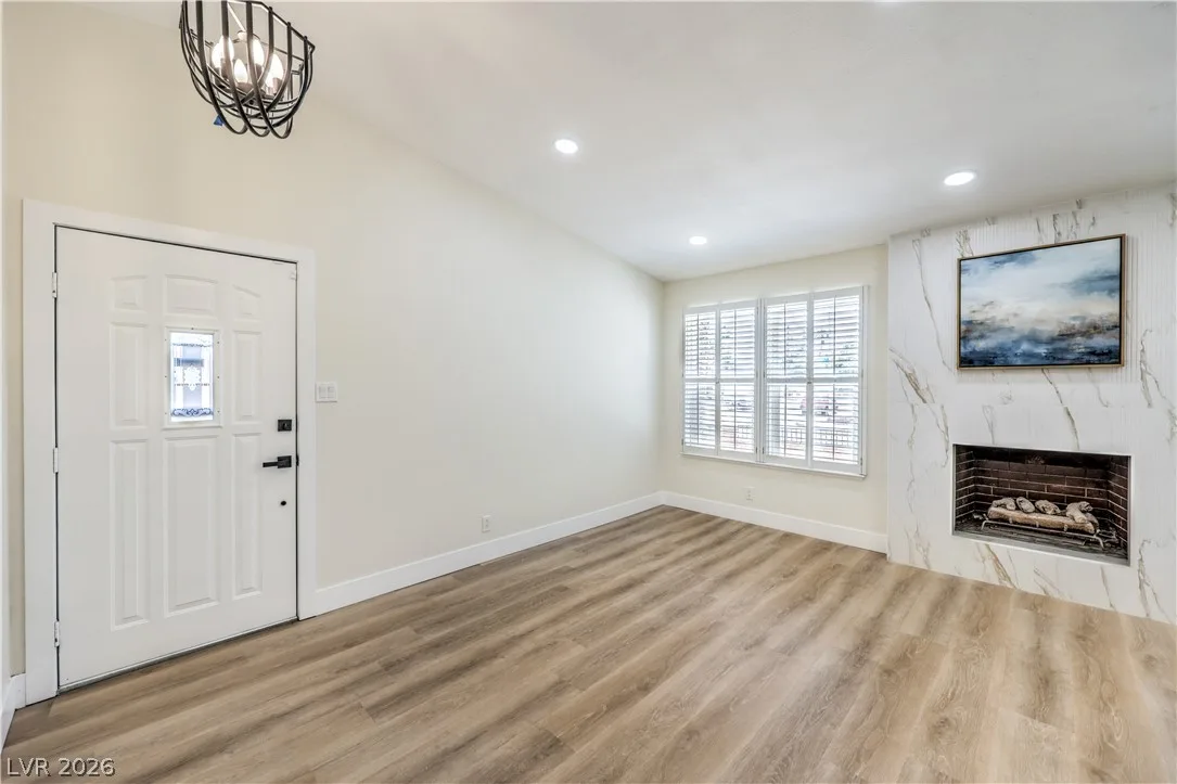 4370 Lariat Drive — photo 5
