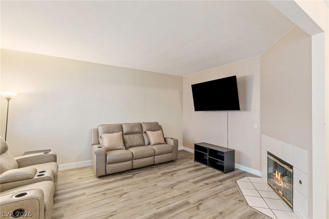 5250 South Rainbow Boulevard 1063 — photo 4