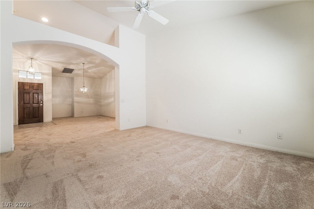679 Kentons Run Avenue — photo 5 of 44
