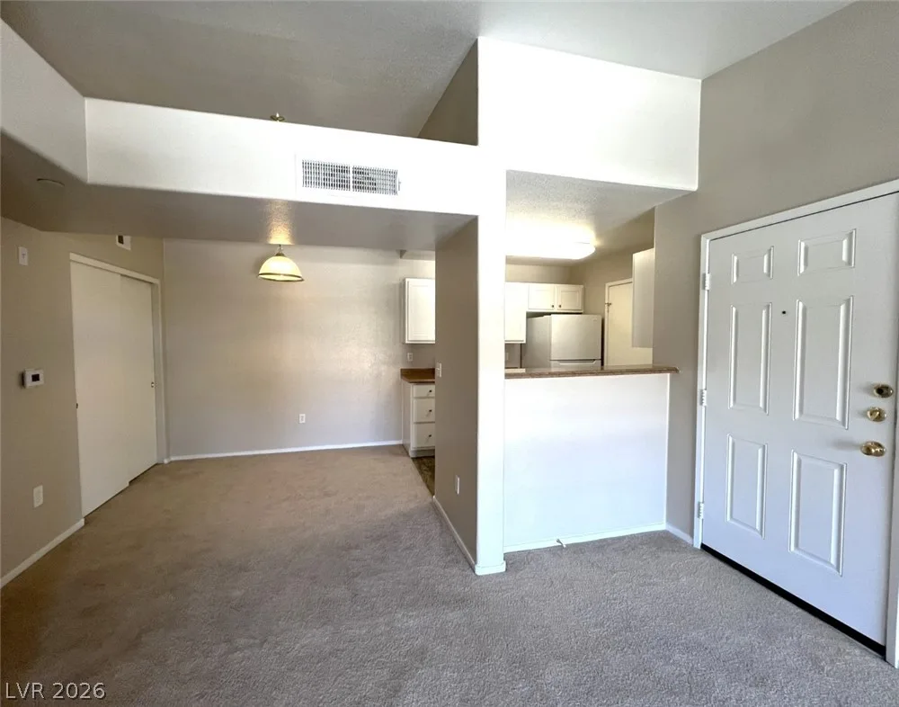 950 SEVEN HILLS Drive 122 — photo 5