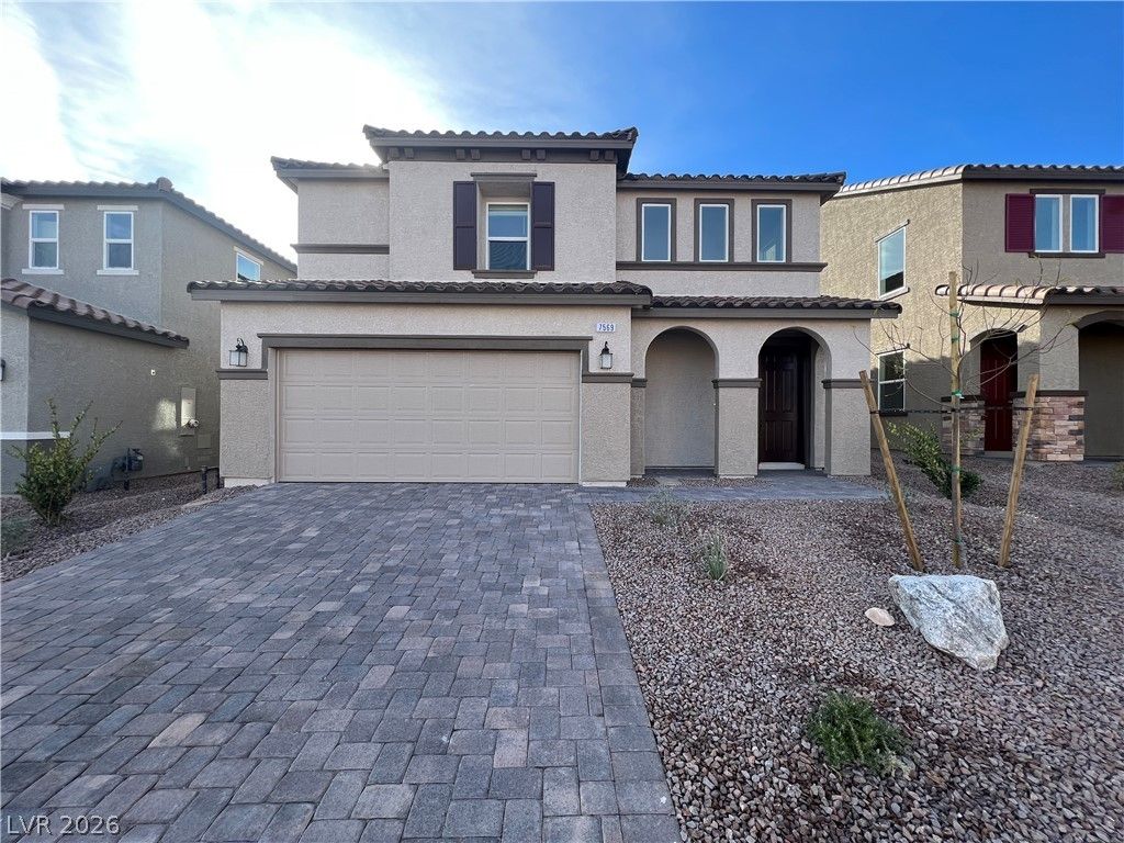 7569 West Mistral Avenue — photo 1