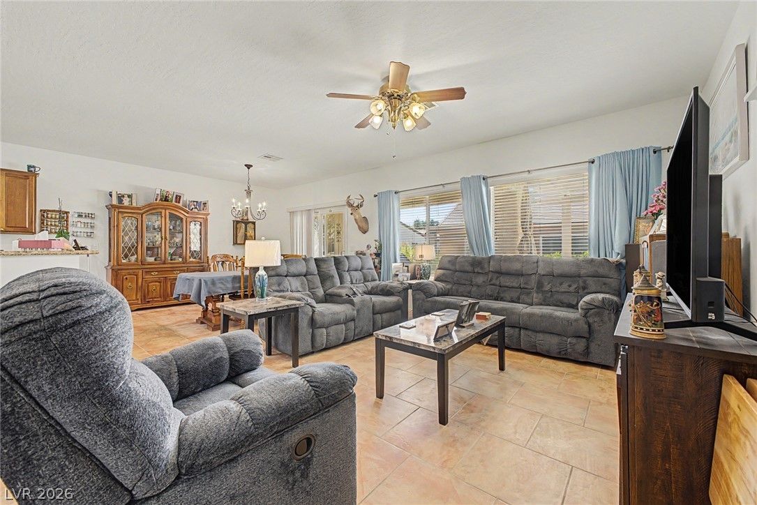 2321 Carrier Dove Way — photo 2