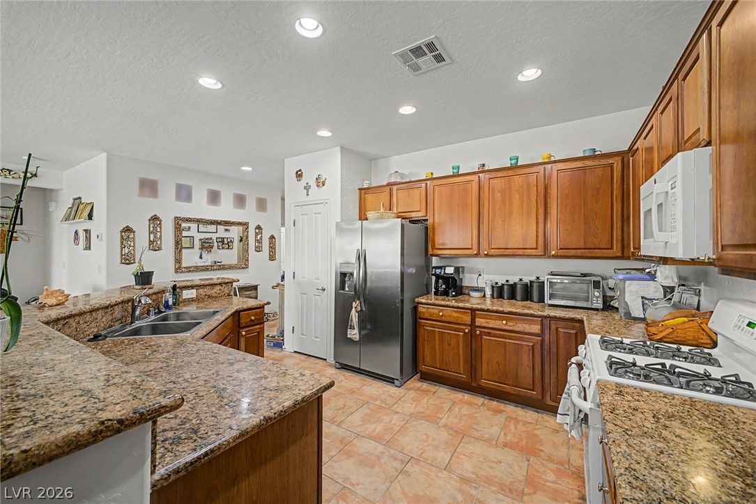 2321 Carrier Dove Way — photo 5