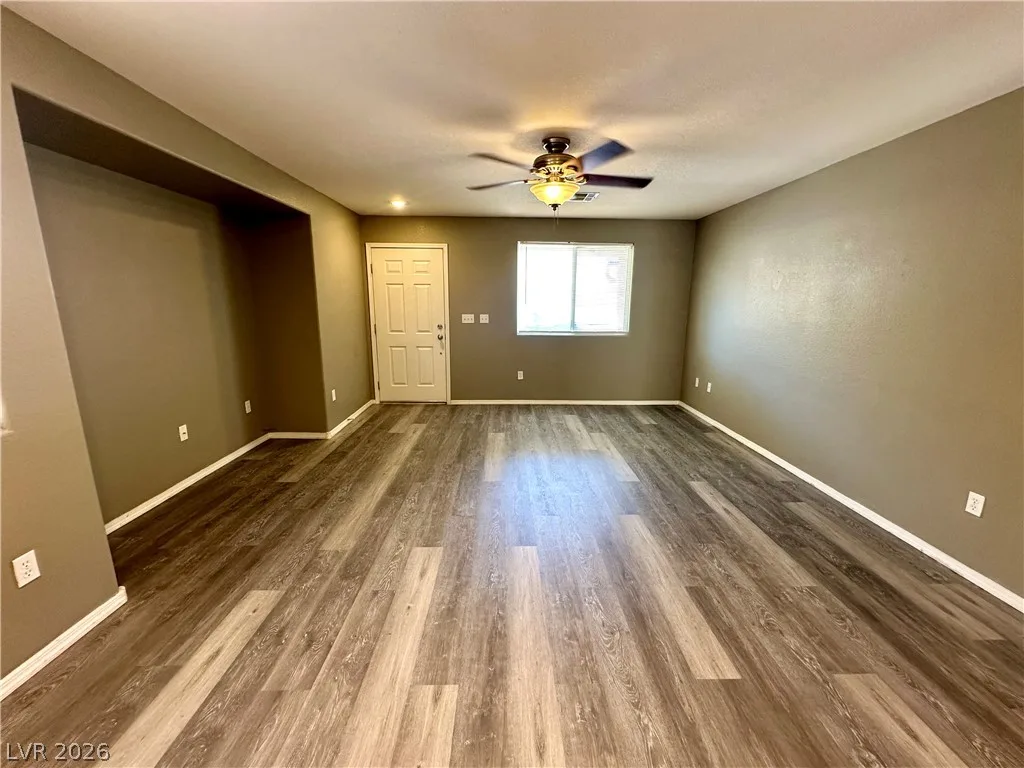 9362 Boulder Opal Avenue — photo 3