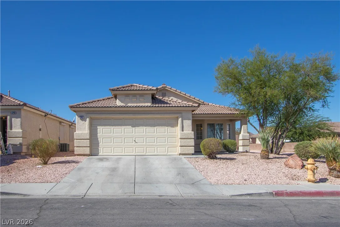 3747 Shadow Tree Street — photo 2