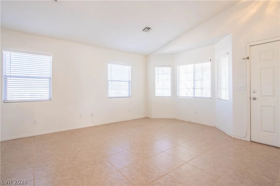 3747 Shadow Tree Street — photo 3
