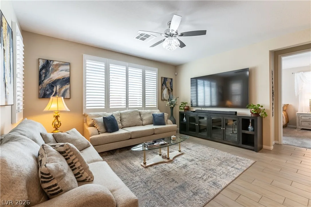 6037 La Coste Street — photo 4 of 25