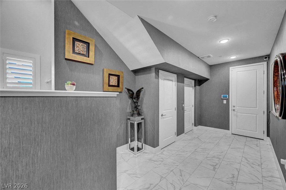 10989 Limeslice Avenue 0 — photo 4 of 43