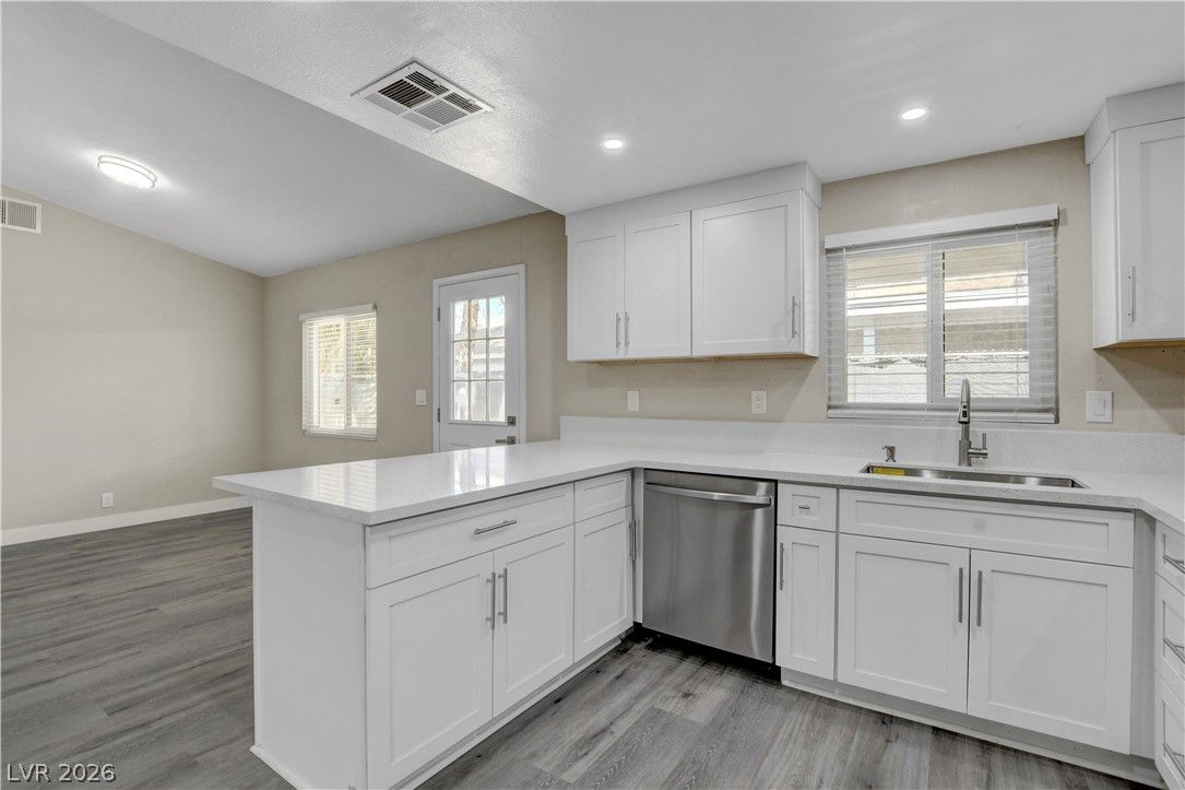 3948 New Hope Way — photo 4 of 30
