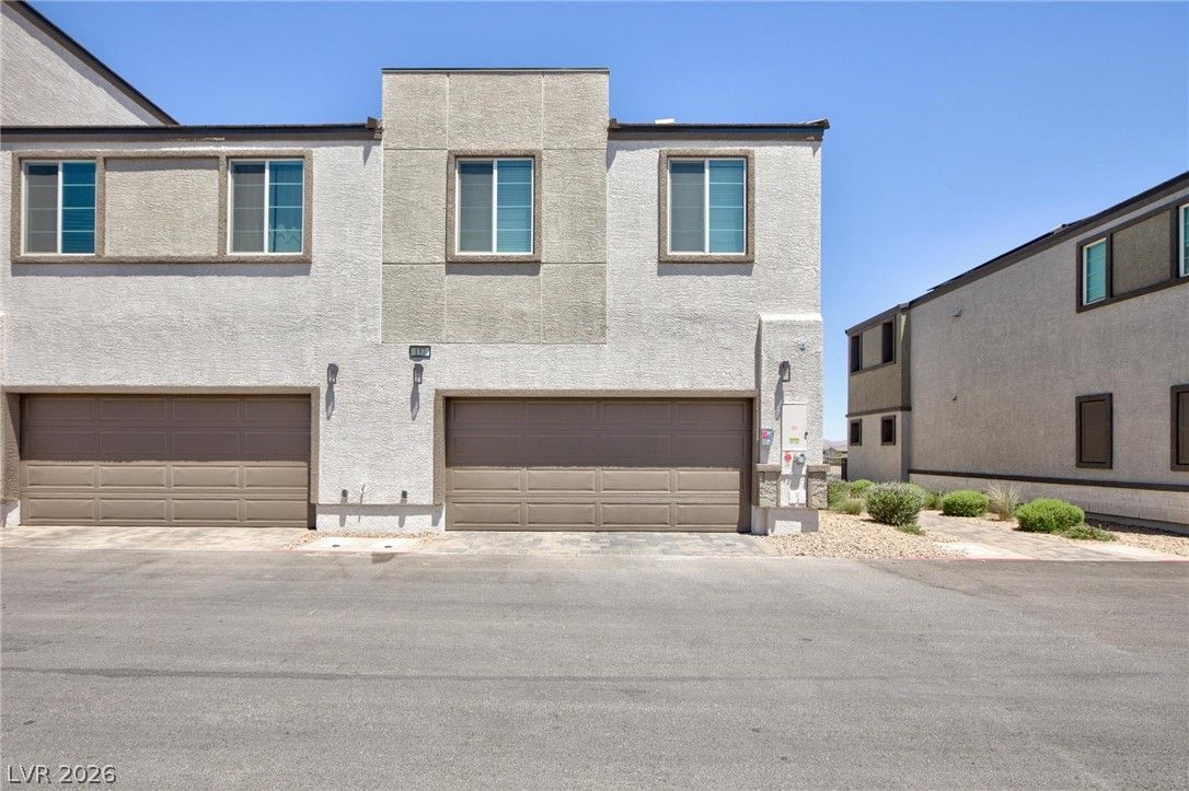 137 Harmonica Avenue — photo 2 of 24