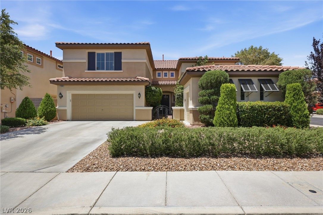 1360 Volturno Way — photo 3