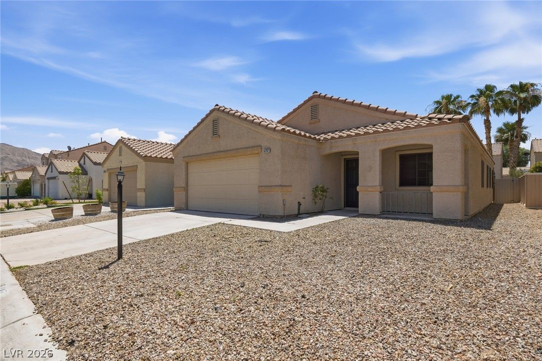 5797 Dana Rogers Drive — photo 3 of 20