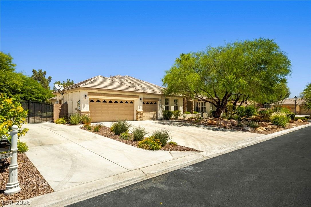 7220 Lake Farm Avenue — photo 3