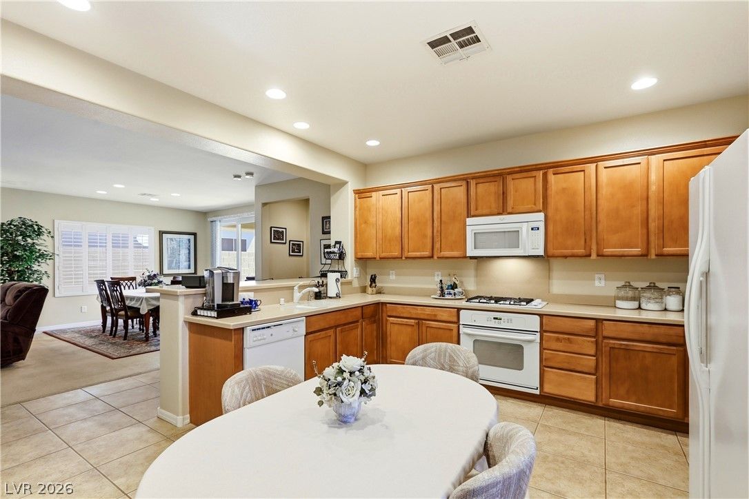 6420 Birdcall Street — photo 3