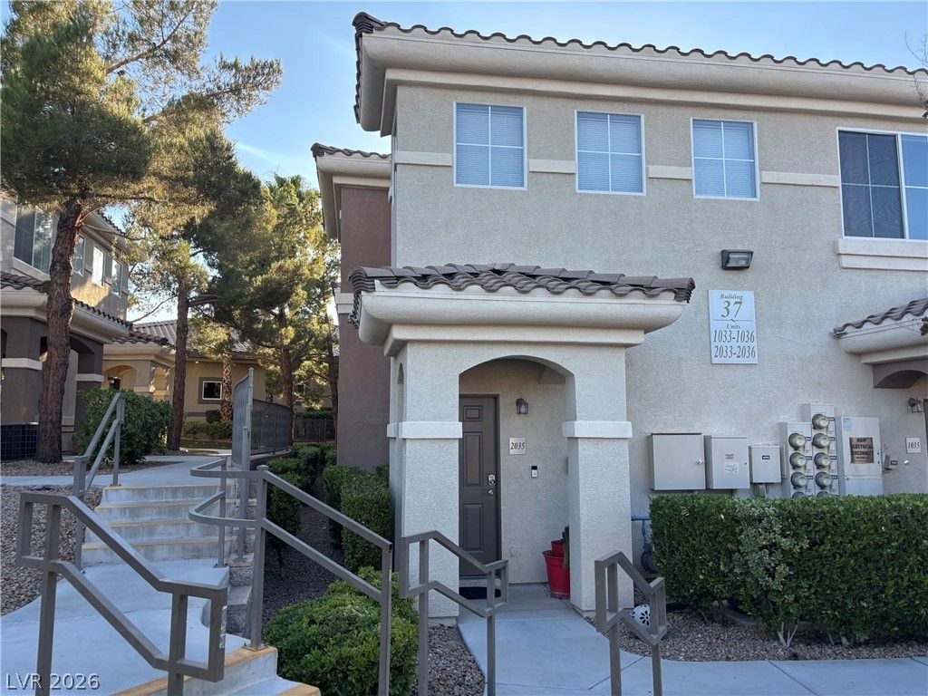 9050 West Warm Springs Road 2035 — photo 3