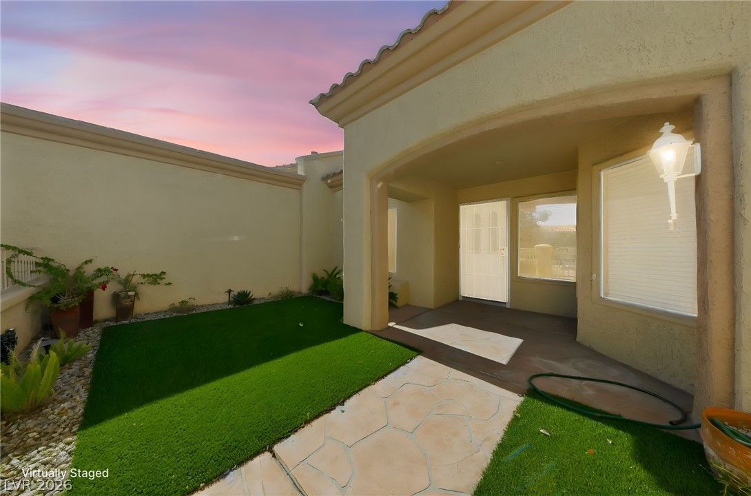9837 Villa Ridge Drive — photo 2