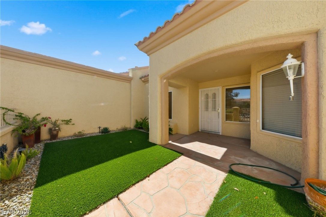 9837 Villa Ridge Drive — photo 3