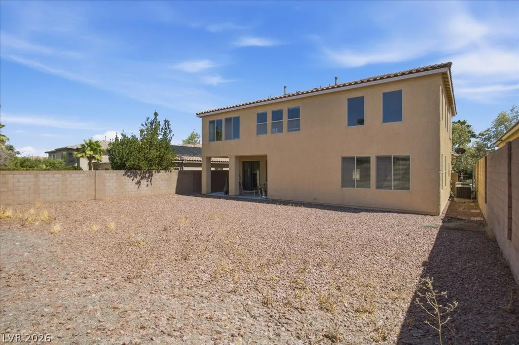9336 White Waterfall Avenue — photo 2