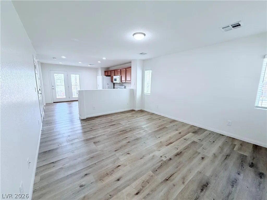 3610 Wireless Court — photo 2