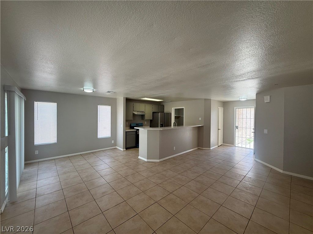 2239 Superior Position Street — photo 3