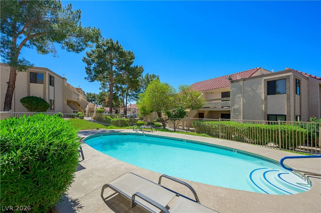 3770 Desert Marina Drive 52 — photo 4