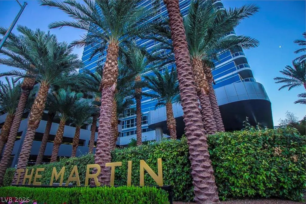 4471 DEAN MARTIN Drive 2504 — photo 2