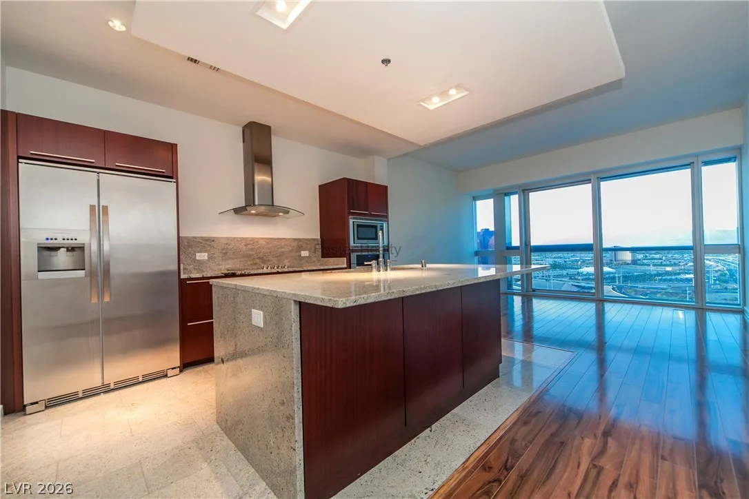 4471 DEAN MARTIN Drive 2504 — photo 3