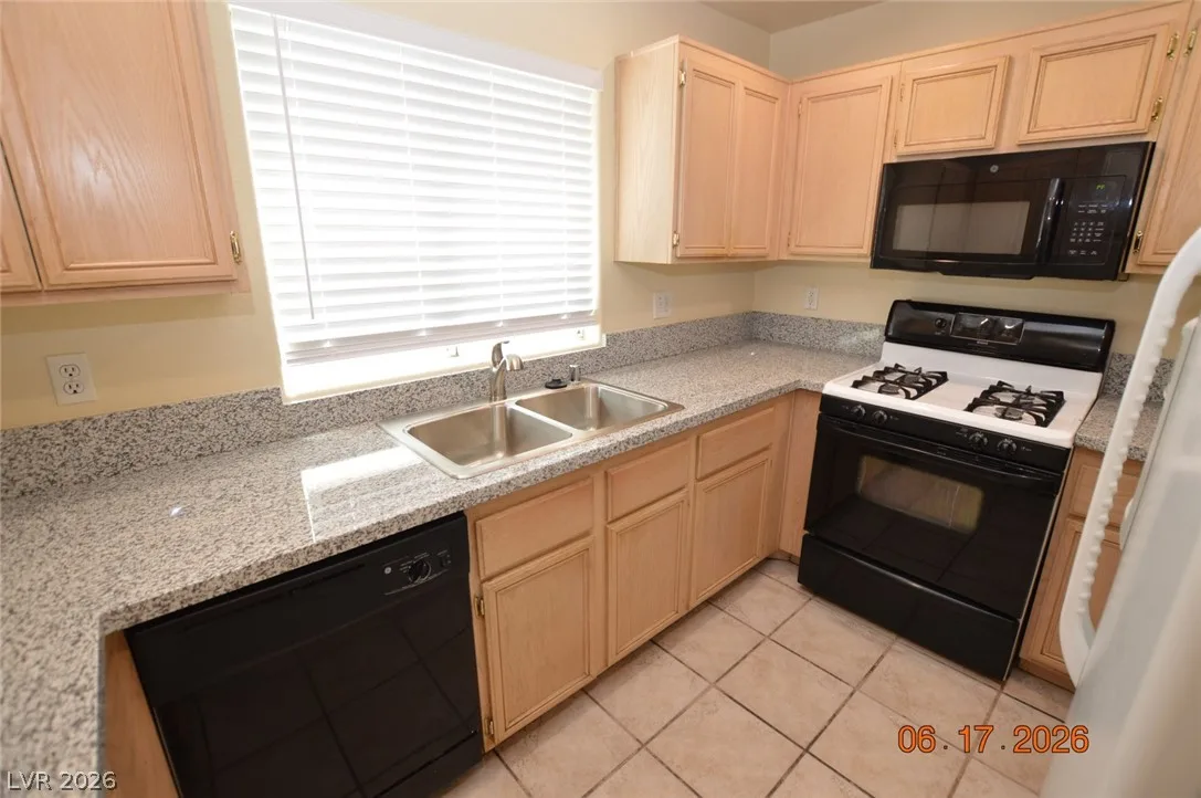 5738 Wind Dancer Drive — photo 5