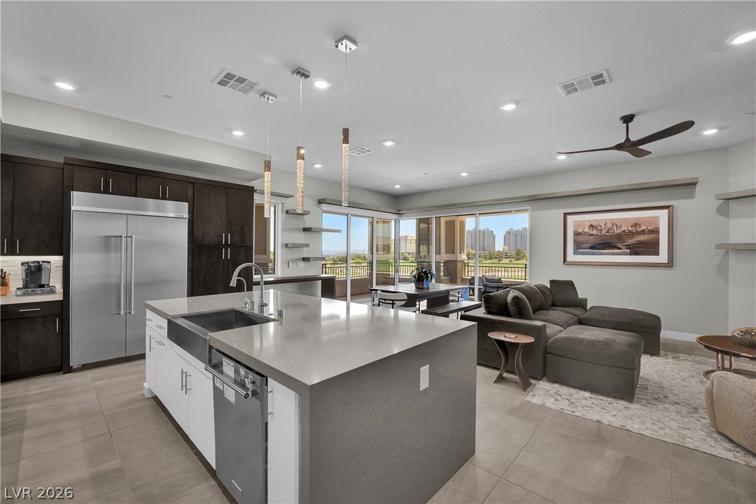9141 Las Manaitas Avenue 301 — photo 4