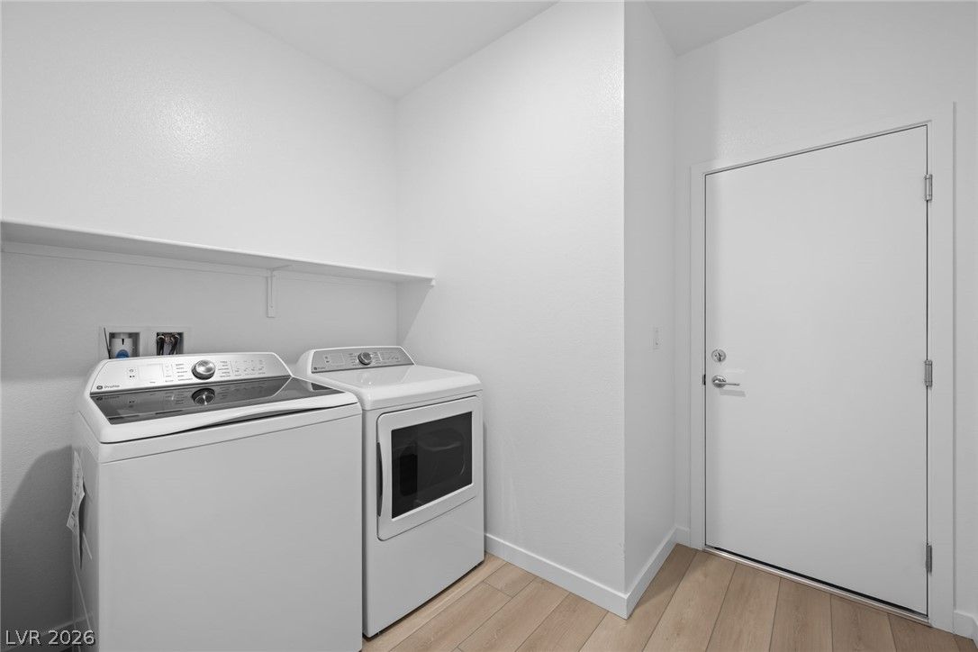 Photo 38
