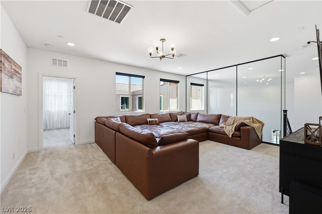 3038 Villanelle Avenue — photo 4
