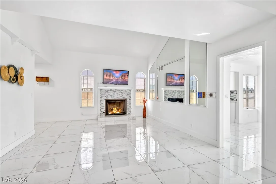 309 Warmside Drive — photo 5