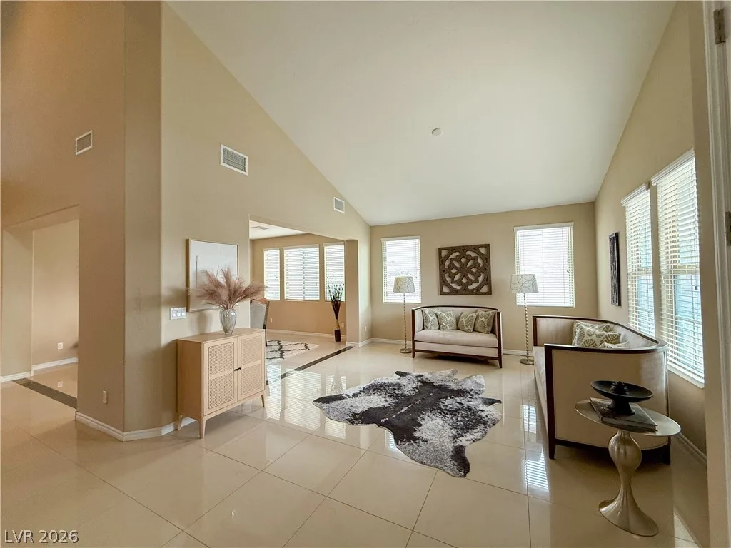 7276 White Bloom Avenue — photo 3