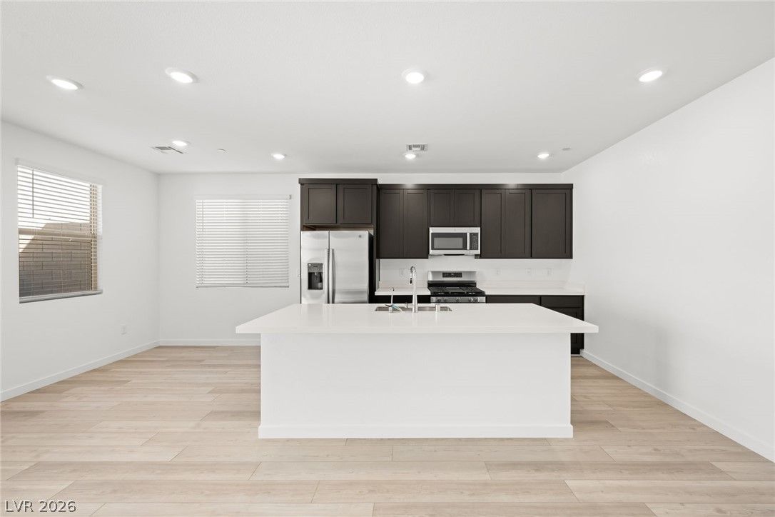 1449 Great Snipe Avenue — photo 5