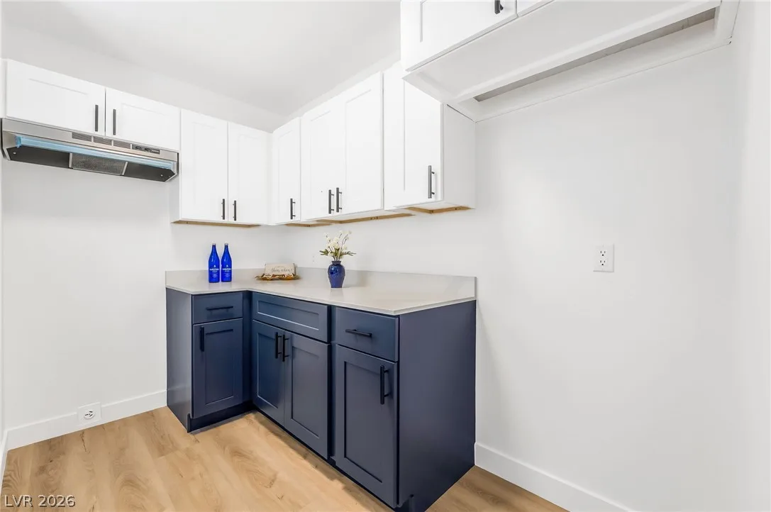 5009 Spencer Street D — photo 2 of 38