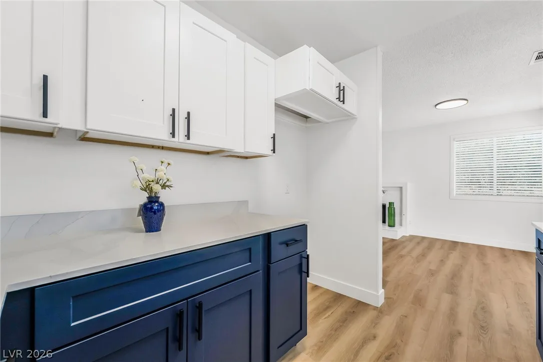5009 Spencer Street D — photo 5 of 38