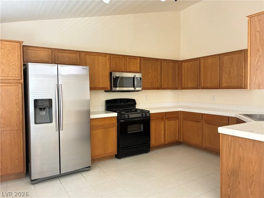 688 PANSY Place — photo 5 of 11