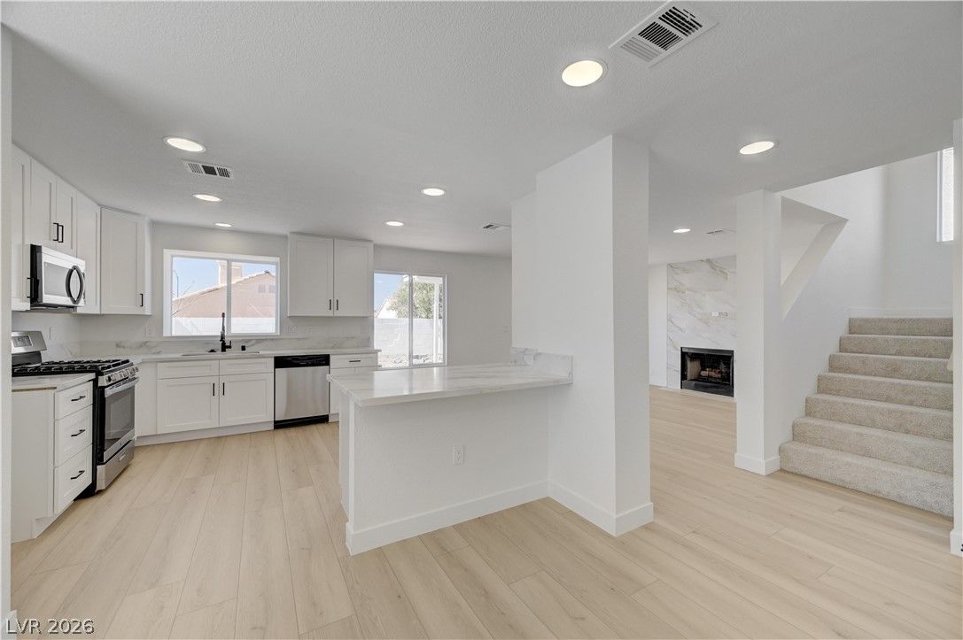 919 High Plains Drive — photo 2