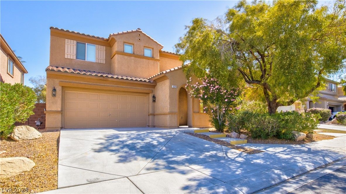 4329 Galapagos Avenue — photo 5 of 32