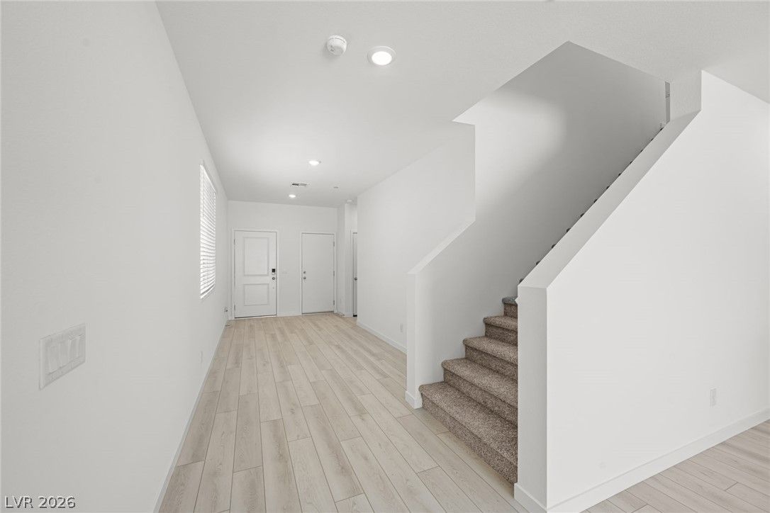 8172 Gusty Brook Street — photo 3 of 30