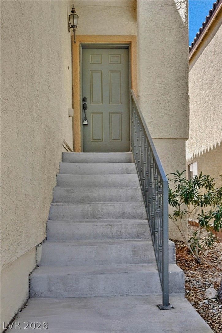 9754 Sandybuck Court — photo 5