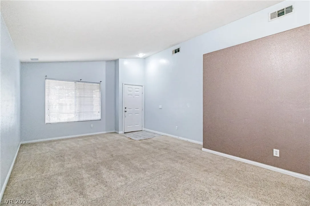 2407 Worchester Road — photo 5