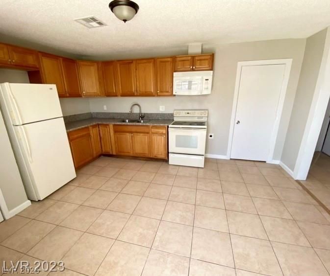 2536 Carroll Street — photo 4 of 24