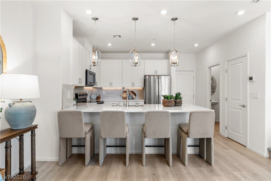 1955 Hydrangea Place — photo 4