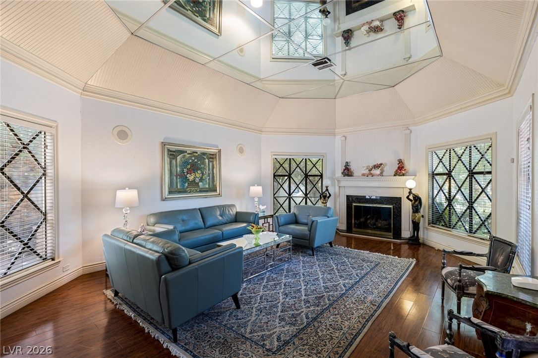 221 Dalmatian Lane — photo 4